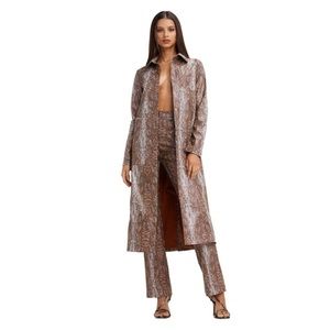 NWT I Am Gia Niamh Trenchcoat
